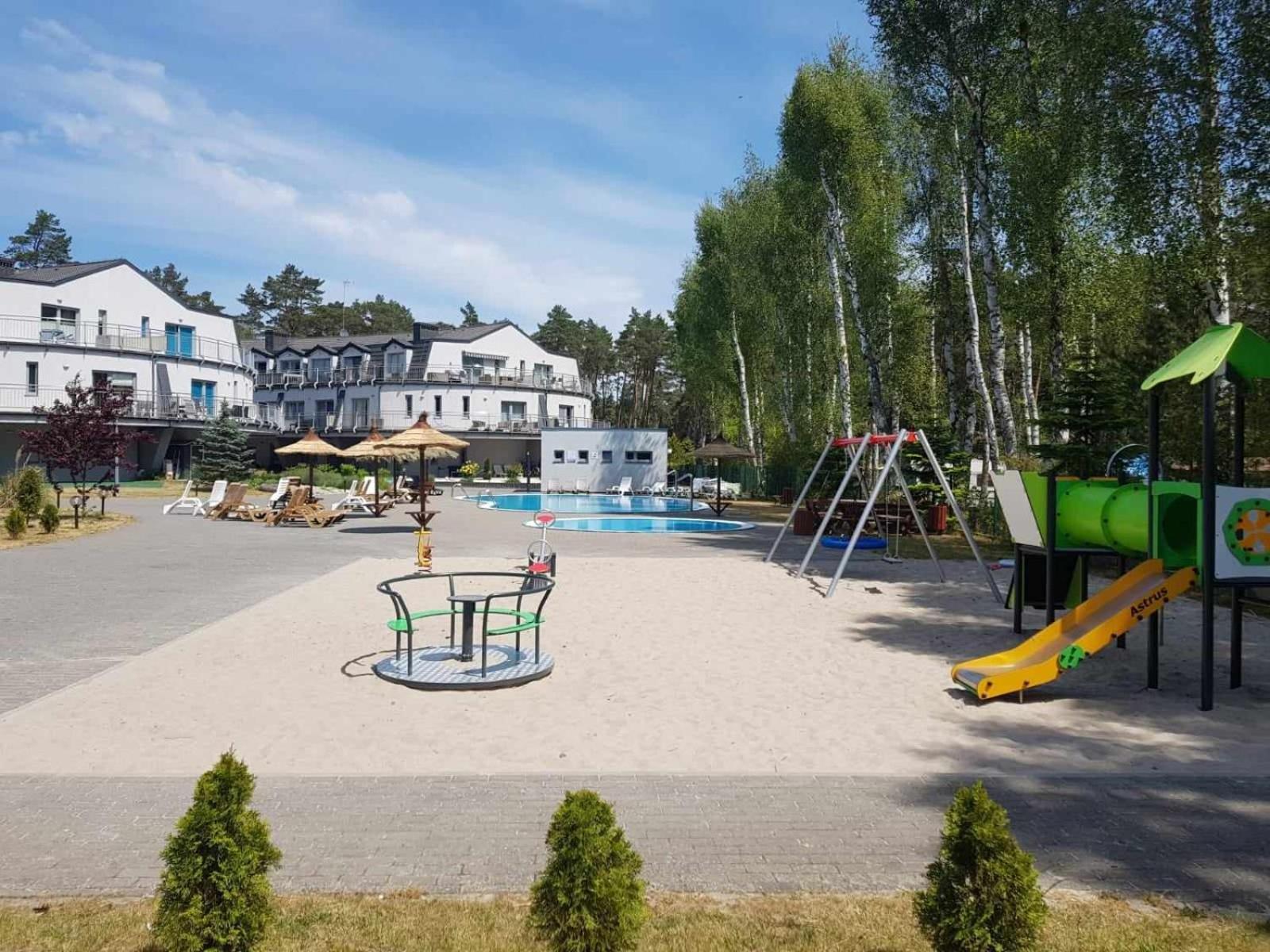 Romantyczny Apartament Happy 16 Basen & Kort Tenisowy, Ochrona 24 H - Dla Maksymalnie 6 Osob Pobierowo Buitenkant foto